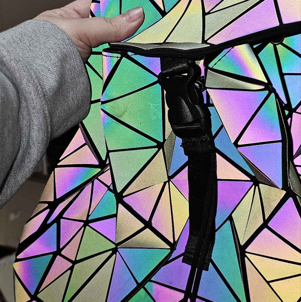 Color changing backpack